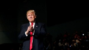 Comparing Trump’s criticisms of Clinton to his behavior now | PBS NewsHour